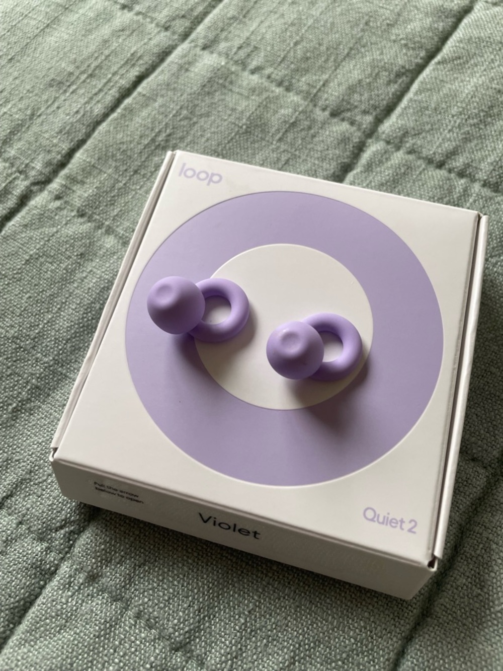 LOOP Quiet 2 earplugs in Violet - Picture 4 of 5